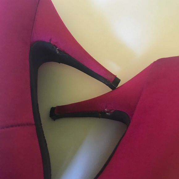 Fergalicious Pink Satin Heels - Picture 5 of 6